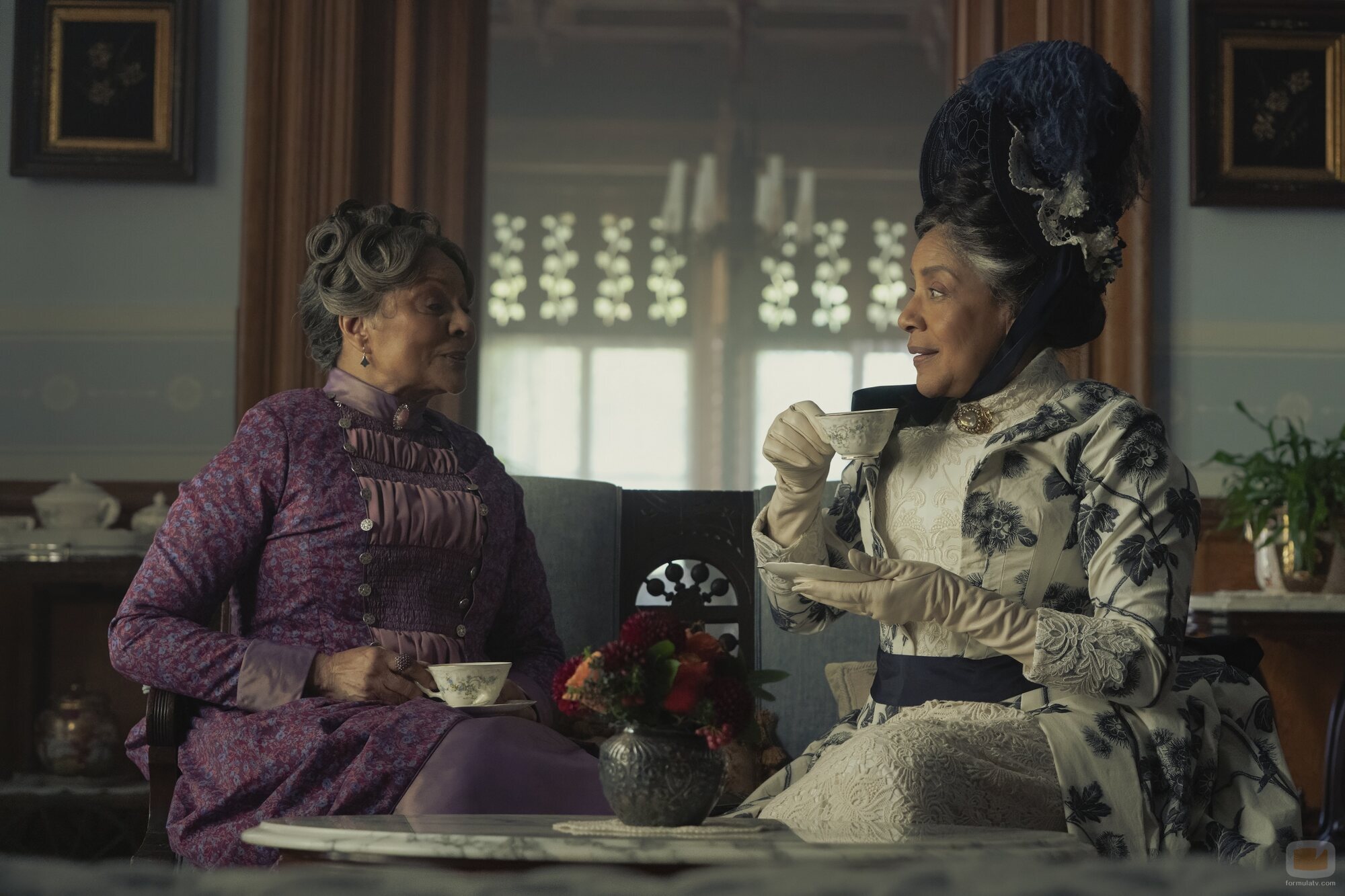 Phylicia Rashad y Leslie Uggams en 'Excomulgado' de 'La edad dorada'