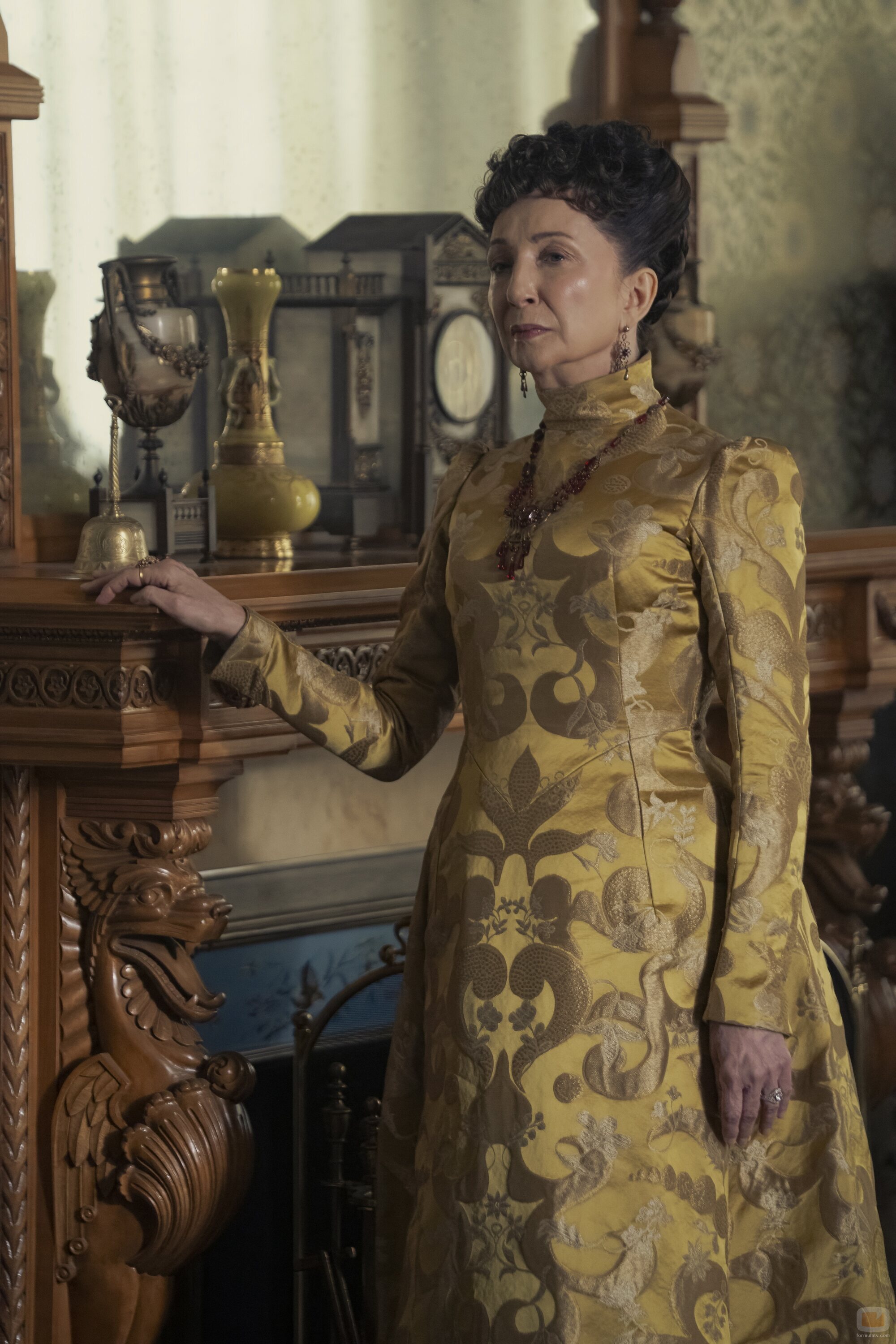 Donna Murphy en el 3x07 de 'La edad dorada'