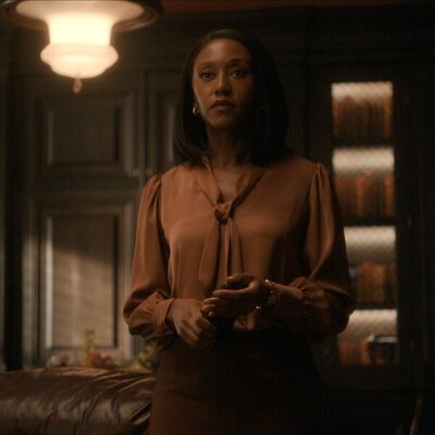 Nana Mensah en 4x05 titulado 'Enviado especial' de 'La diplomática'