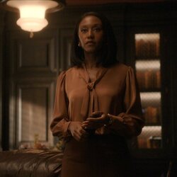 Nana Mensah en 4x05 titulado 'Enviado especial' de 'La diplomática'