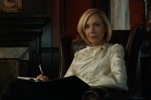 Allison Janney en el 4x06 de 'La diplomática'