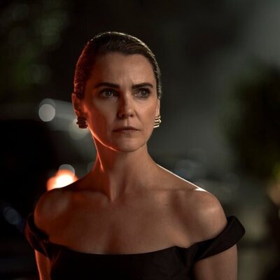 Keri Russell en 'Buques de guerra' de 'La diplomática'