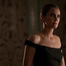 Keri Russell en 4x08 'Buques de guerra' de 'La diplomática'