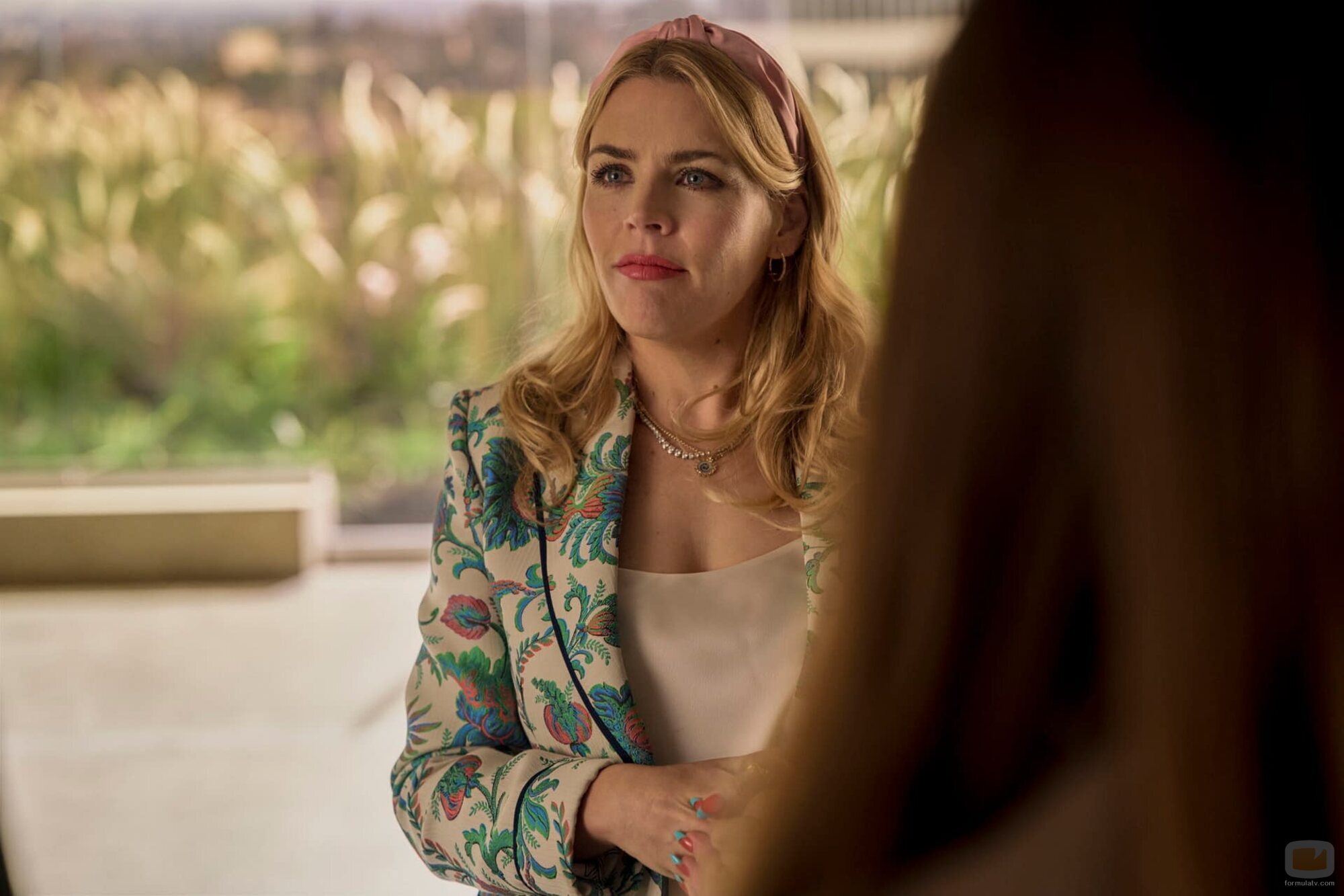 Busy Philipps en la temporada 1 y el capítulo 02 de 'Cupertino'