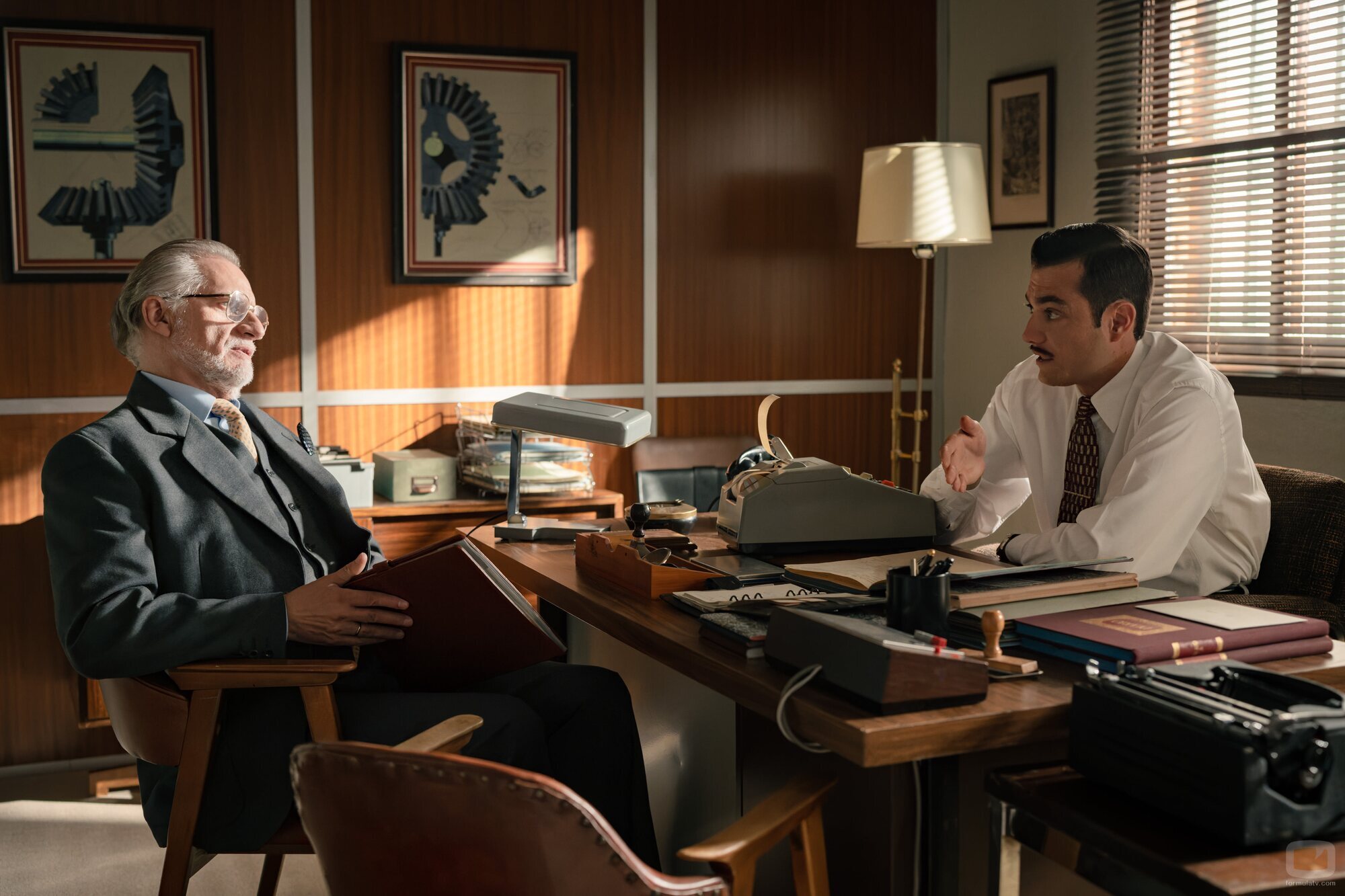 Nancho Novo y José Milán en 3x194 titulado 'Lunes 19 de octubre de 2026' de 'Sueños de libertad'