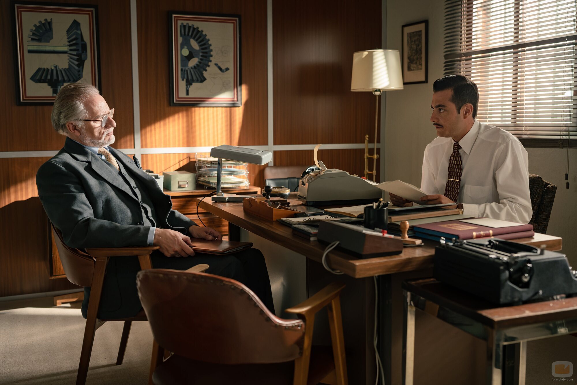 Nancho Novo y José Milán en el 3x194 de 'Sueños de libertad'