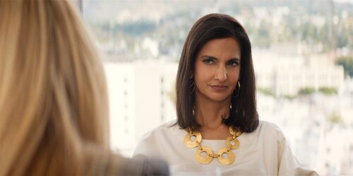 Poorna Jagannathan en 'La boda de Brian' de 'Nobody Wants This'