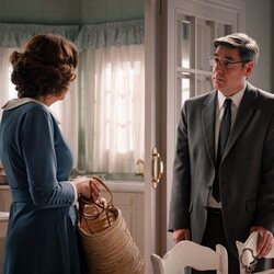 Imagen de Pepa Aniorte y Alberto Lozano en la temporada 3 y el capítulo 198 de 'Sueños de libertad'
