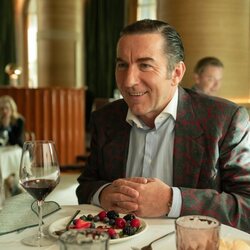 Alexandra Jiménez y Antonio de la Torre en 1x01 'El marqués' de 'Grande de España'
