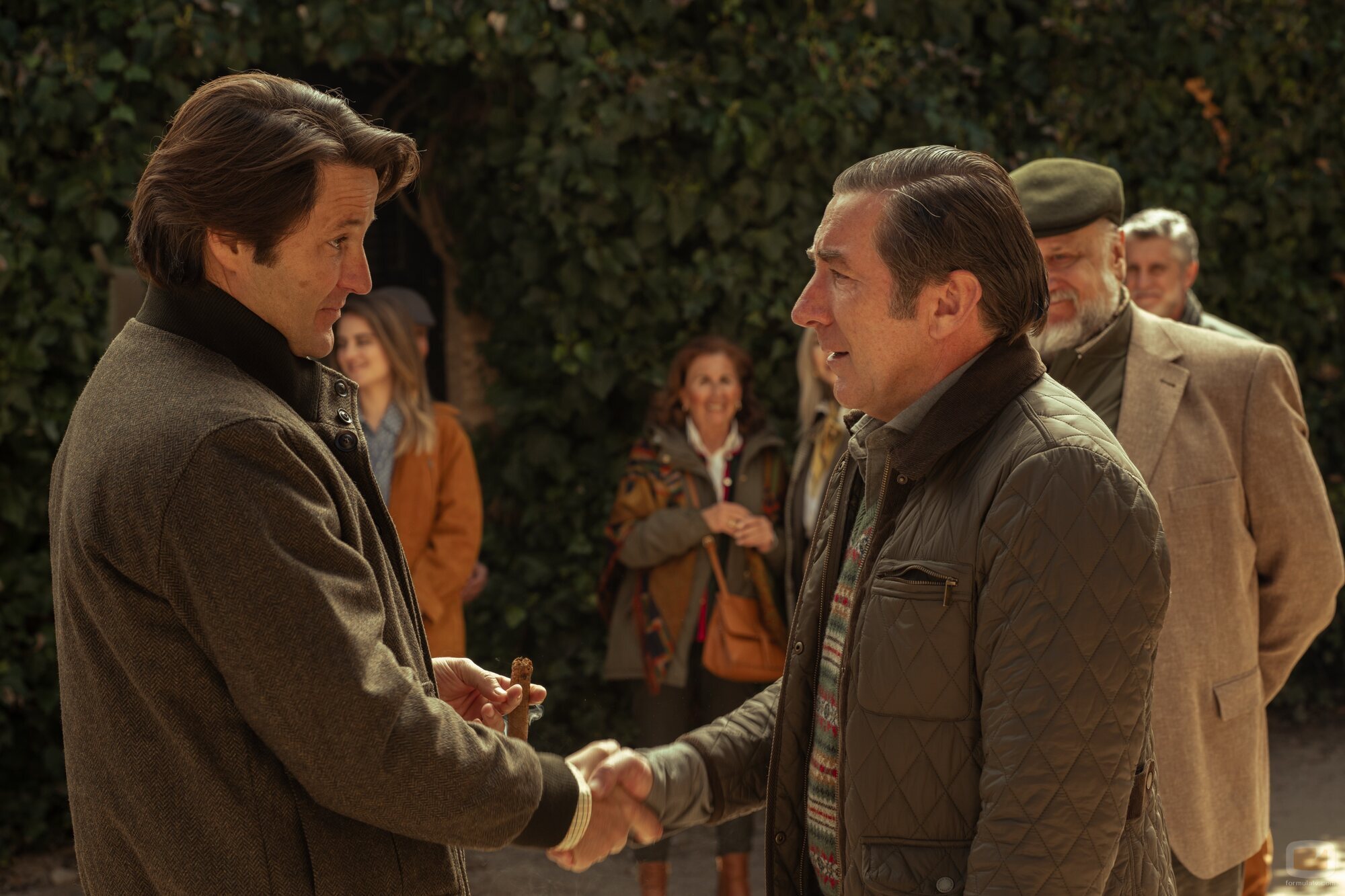 Antonio de la Torre y Fernando Andina en 1x06 titulado 'Quién es Sofía Carrington' de 'Grande de España'