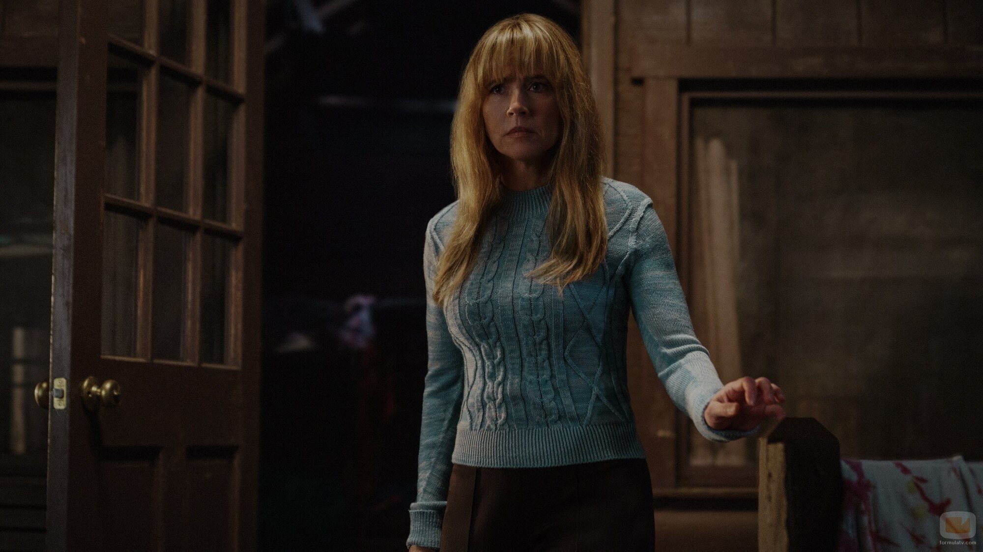 Linda Cardellini en Capítulo 5 titulado 'Sangre nueva' de 'Crystal Lake'