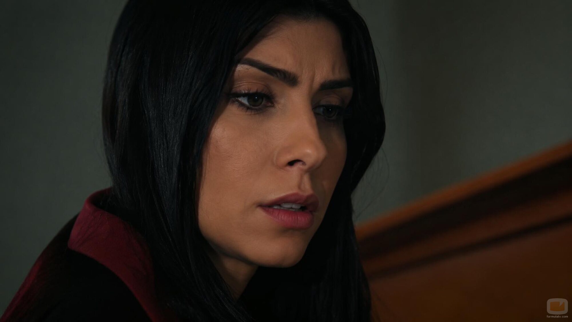 Arzu Yanardağ, en un primer plano de 'Esposa joven'