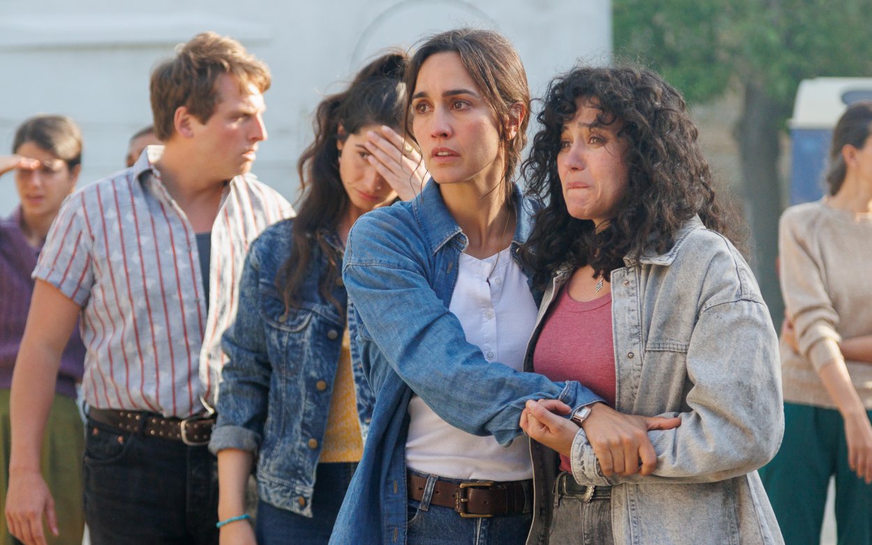Escena de la segunda temporada de 'Entre tierras'