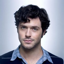 Brendan Hines en 'Miénteme'