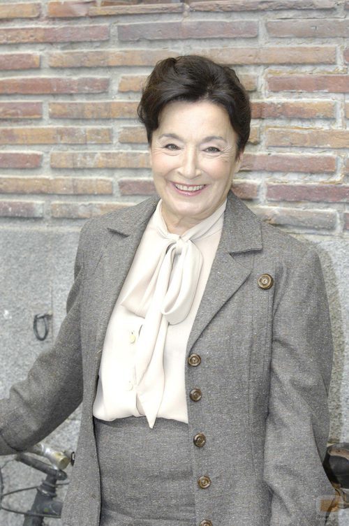 Petra Martínez es Adela Giner