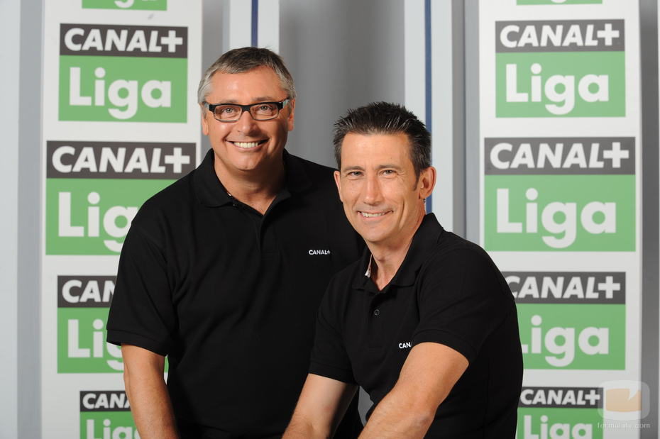 Michael Robinson y Carlos Martínez son comentaristas de Canal+