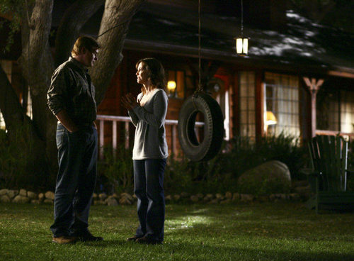 Sally Field frente a su casa en 'Cinco hermanos'