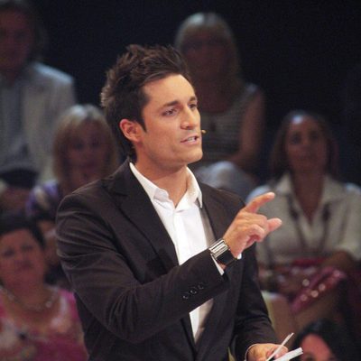 El presentador Aitor Trigos en 'Si yo fuera tú'
