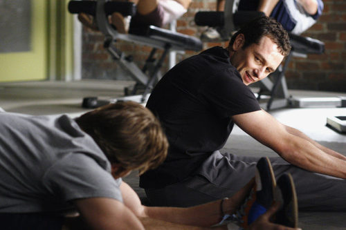 Chad y Kevin en el gimnasio en Cinco hermanos
