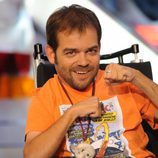 Toño posando en el plató de 'El hormiguero'