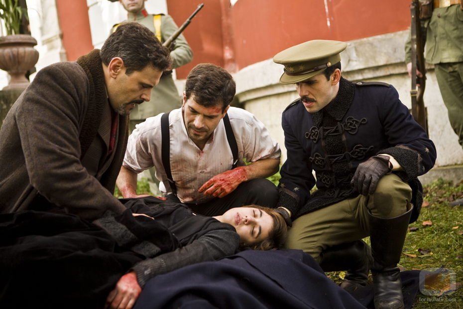 Victoria de la Vega (Adriana Ugarte) muere en 'La señora'