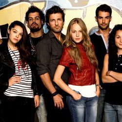 '90-60-90', foto promocional con los actores