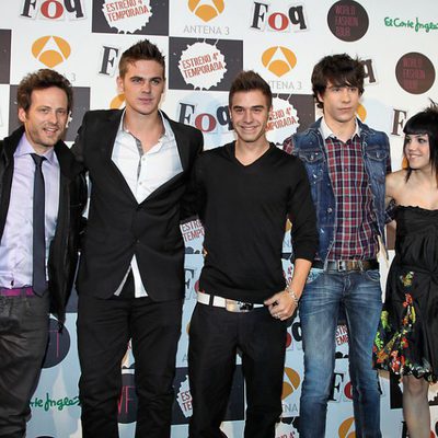 Los protagonistas de 'FoQ' en la première,