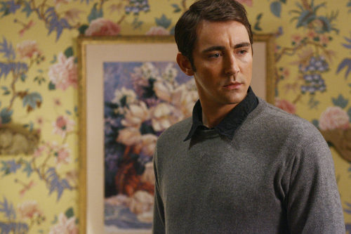 Lee Pace en un capítulo de 'Pushing daisies'
