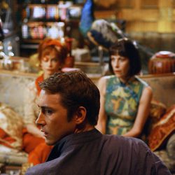 Lee Pace de espaldas