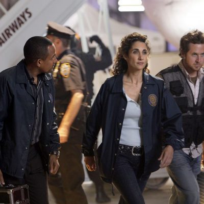 Hill Harper y Melina Kanakaredes en 'Turbulencias'