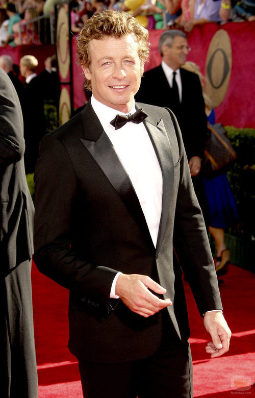 Simon Baker en los Emmy 2009