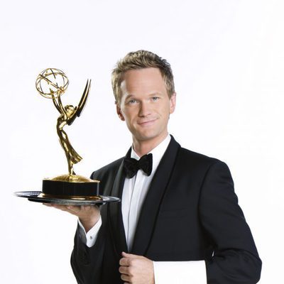 Neil Patrick Harris presnetando los Emmy 2009