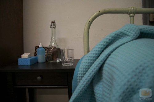 Mesita de noche de las camas