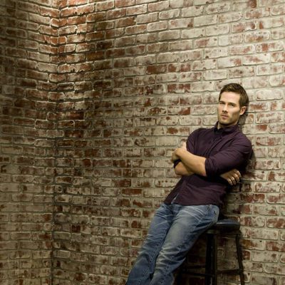 Luke Macfarlane en 'Brothers and Sisters'