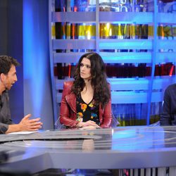 Rachel Weisz y Alejandro Amenábar en el programa 'El hormiguero'