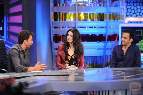Rachel Weisz y Alejandro Amenábar en el programa 'El hormiguero'