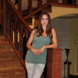 Elena Furiase en la escalera de 'El internado'