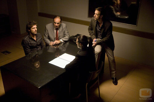Bruno es interrogado por la policía