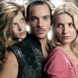 Jonathan Rhys-Meyers, Anabelle Wallis y Tamzin Merchant