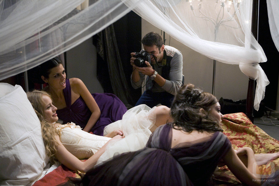 Vampiros en '90-60-90'