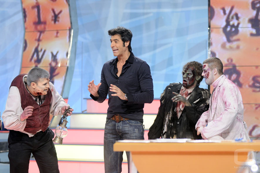 Jorge Fernández y los monstruos en Halloween