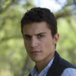 Álex González interpreta a Antón Portela en la serie de TVE, 'La Señora'