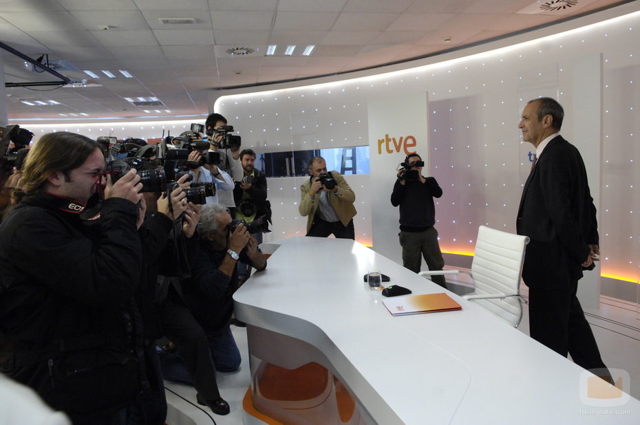 Luis Fernández dimite como presidente de RTVE