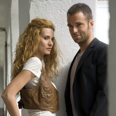 Carles Francino y Elena Ballesteros en 'Punta escarlata'