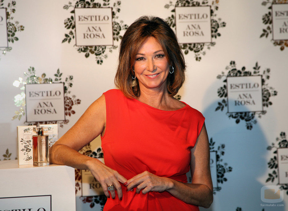 Ana Rosa presenta su perfume