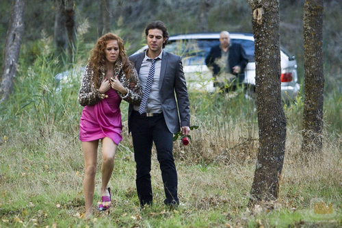Jessi y Mejía en 'El corazón de las tinieblas'