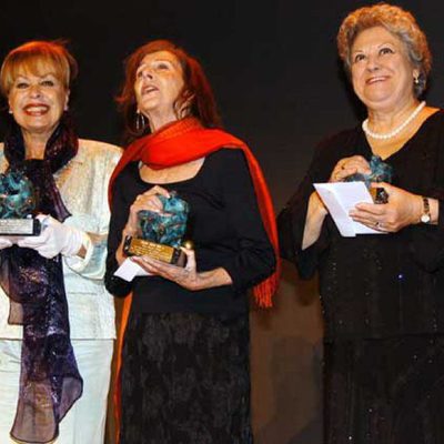 Emma Penella junto a Mariví Bilbao y Gemma Cuervo en los Premios Jubilo 2005