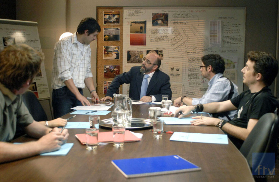 Reunión policial en 'Hermanos y detectives'