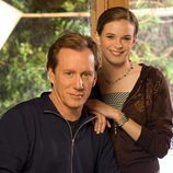 James Woods y Danielle Panabaker