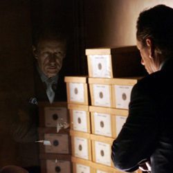 Shark en la sala de interrogatorios